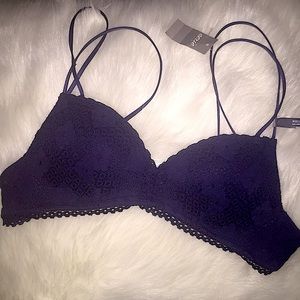 Brand New, Never worn with tags, US 32A Aerie Bra